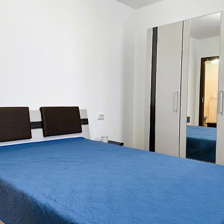 Royal Palace - City Center Accommodation Bucarest Esterno foto